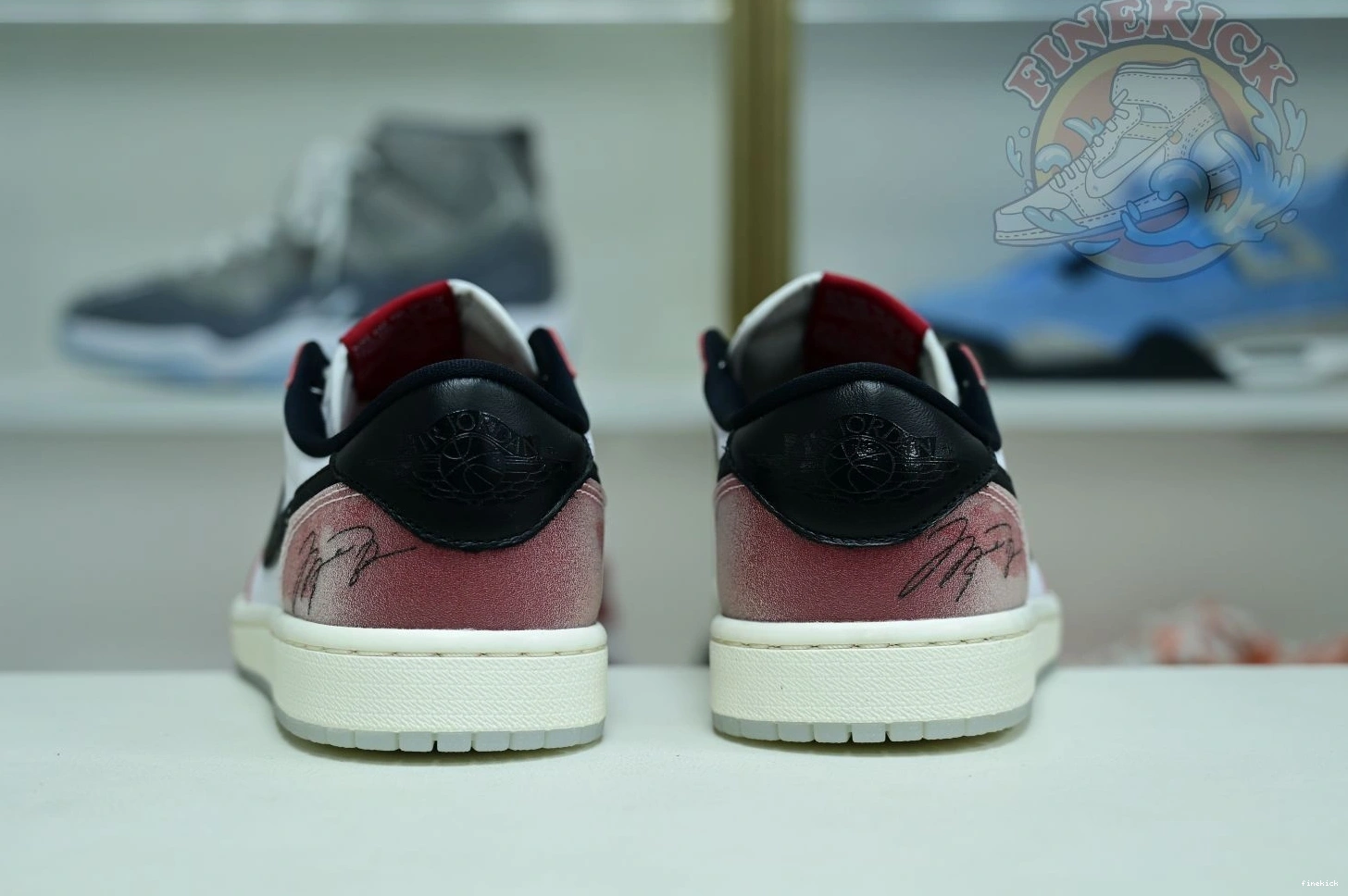 Room Jordan Low Trophy x Air OG Jordan1 0730